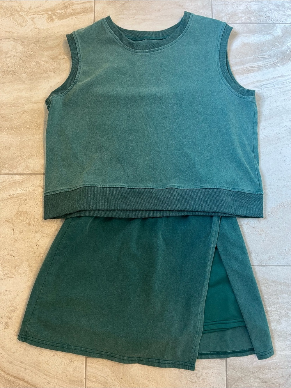Crop Tank Top in Teal Green - Women’s Casual Sleeveless Top